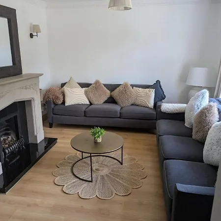 Danesfort House Сasa de vacaciones Balnacart